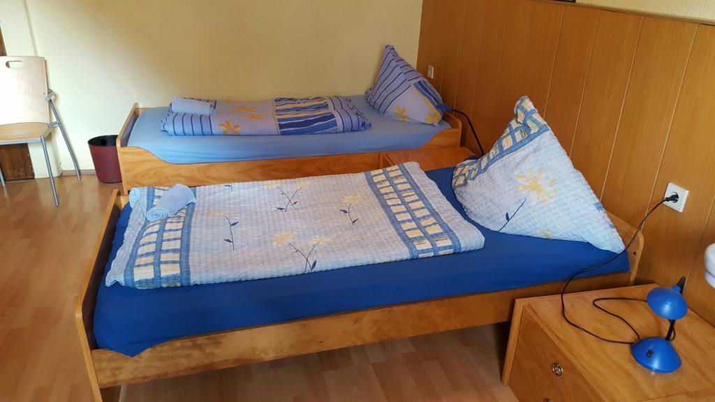Kansakar Hotel Kaiserslautern Bagian luar foto