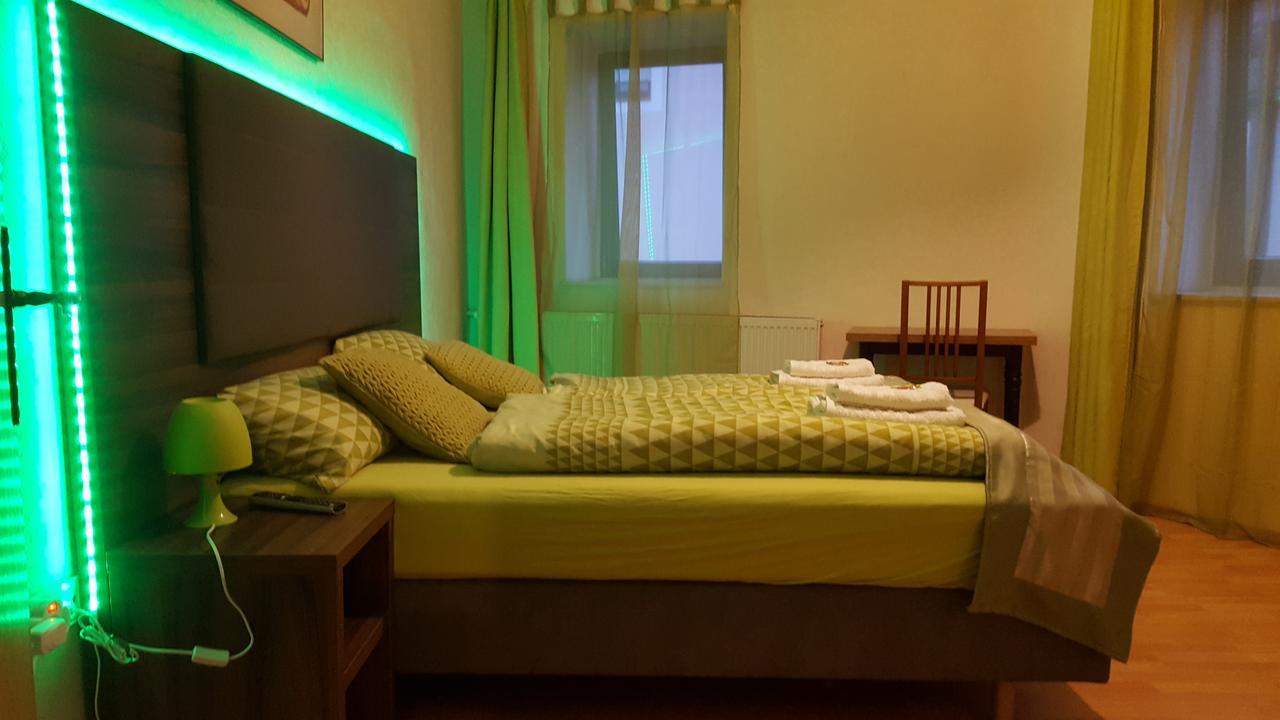 Kansakar Hotel Kaiserslautern Bagian luar foto
