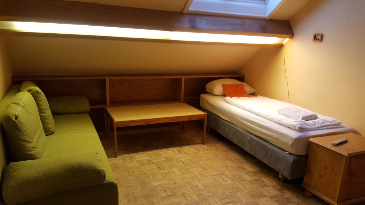 Kansakar Hotel Kaiserslautern Bagian luar foto