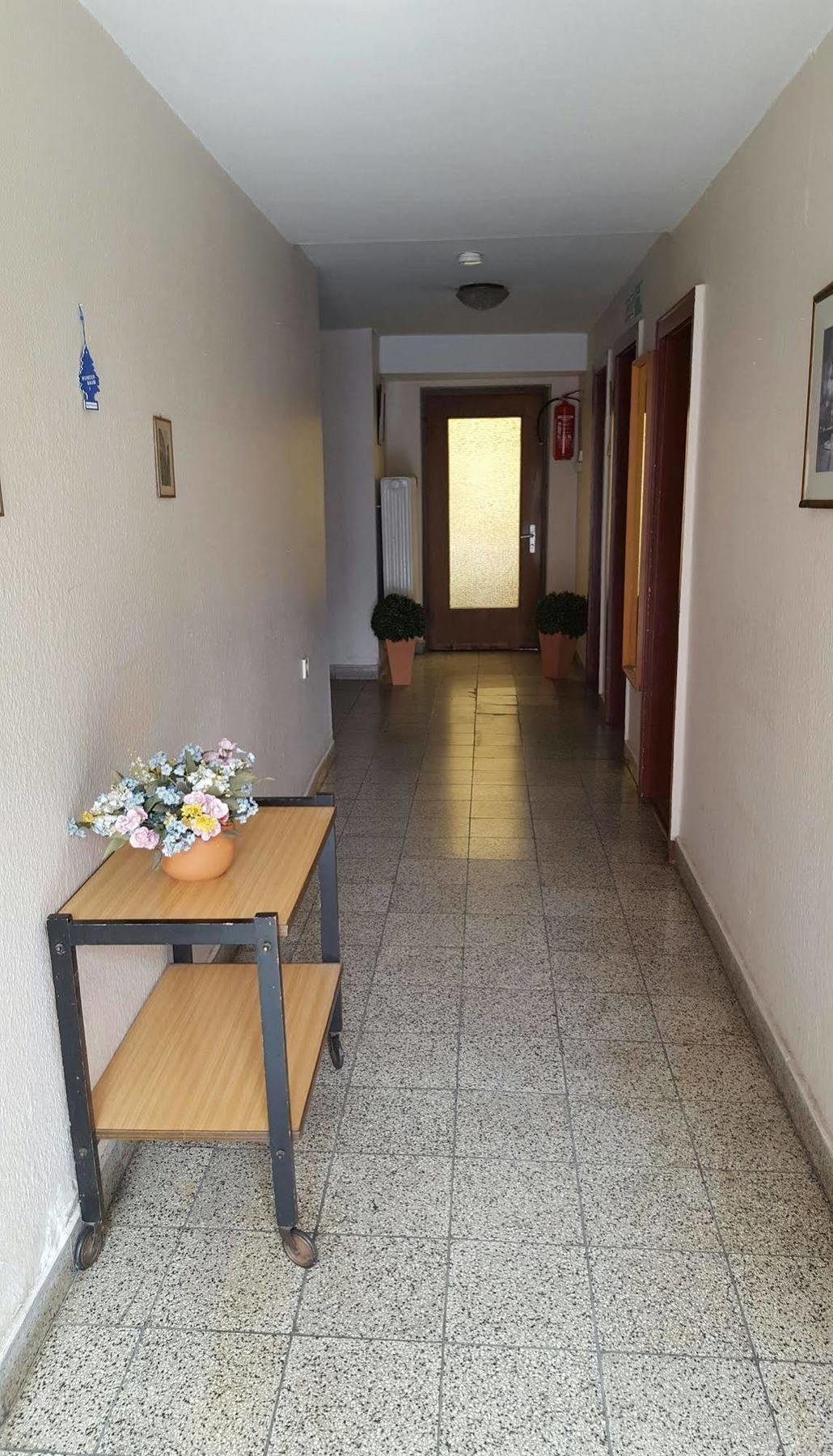 Kansakar Hotel Kaiserslautern Bagian luar foto
